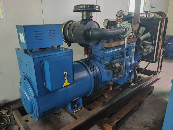 昌邑100kW柴油发电机组使用多级机油有哪些优缺点？